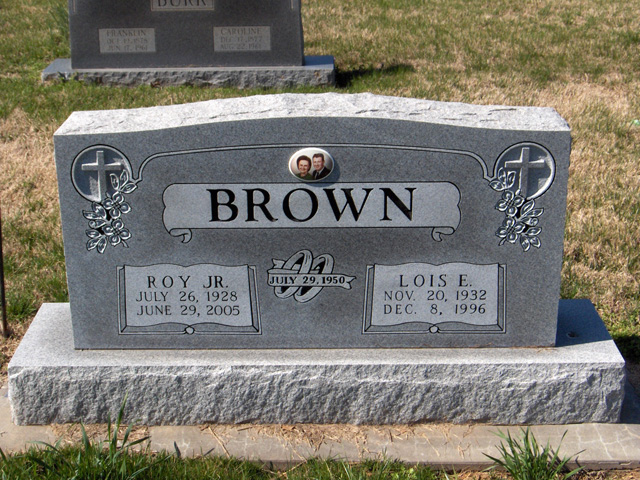Lois E (Stevens) Brown